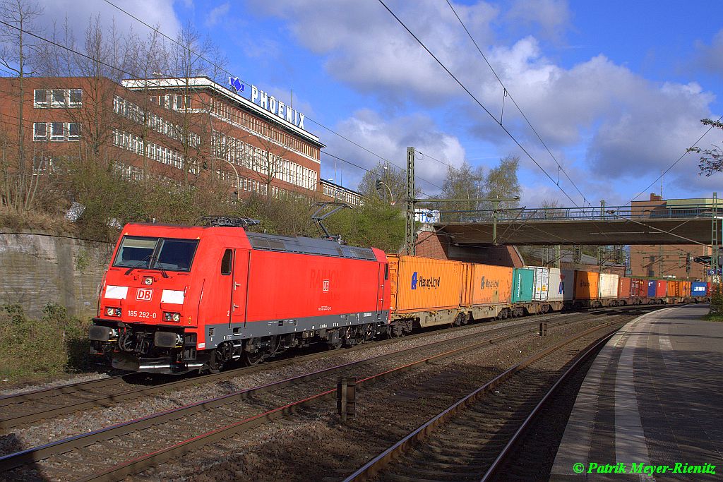 185 292 mit Containerzug am 17.04.2015 in Hamburg-Harburg Richtung Süden