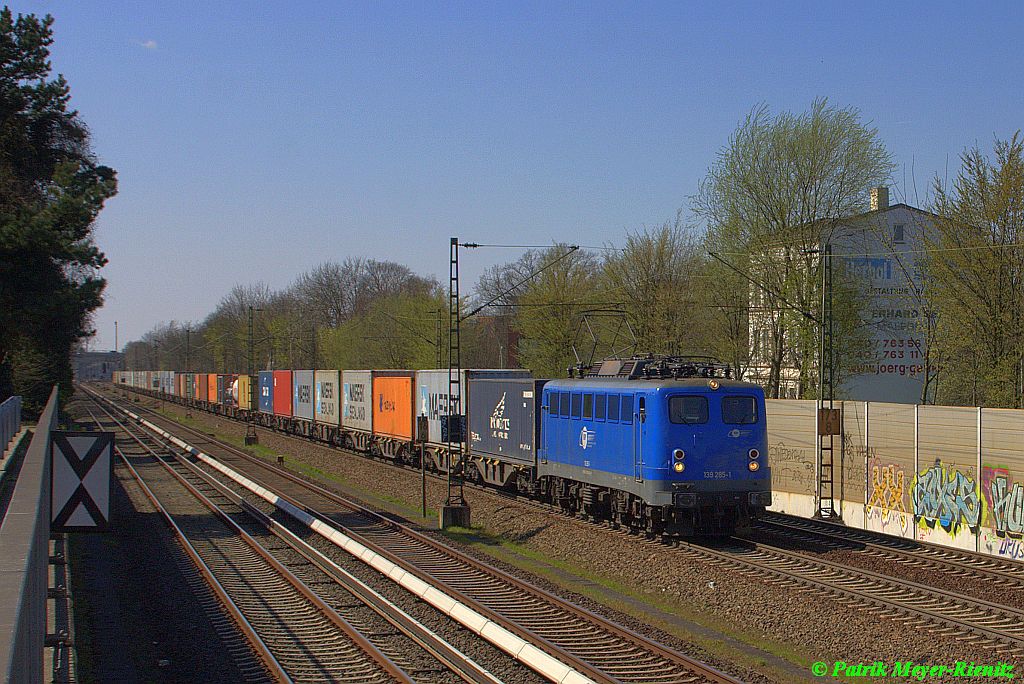 EGP 139 285 mit Containerzug am 15.04.2015 in Hamburg-Hausbruch Richtung Süden